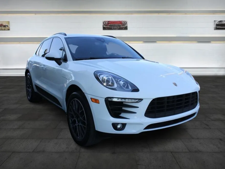 2017 Porsche Macan S photo 1