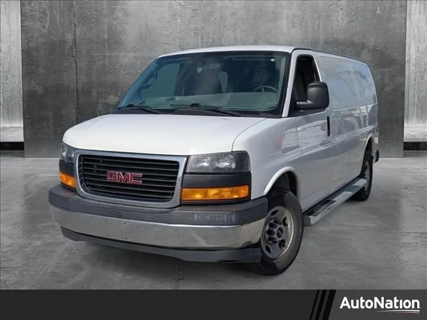 2017 Gmc Savana Cargo 2500 photo 1