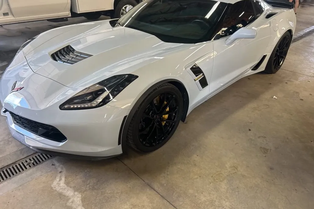 2019 Chevrolet Corvette Grand Sport 1LT photo 1