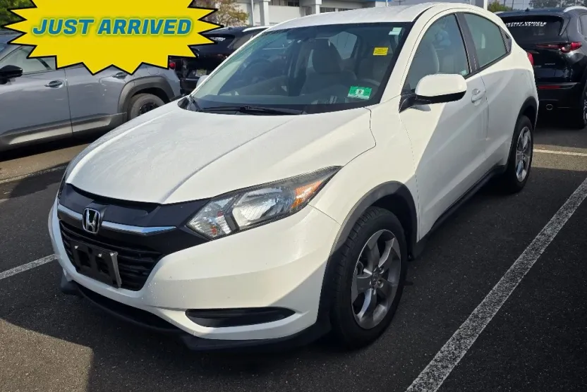 2018 Honda HR-V LX photo 1