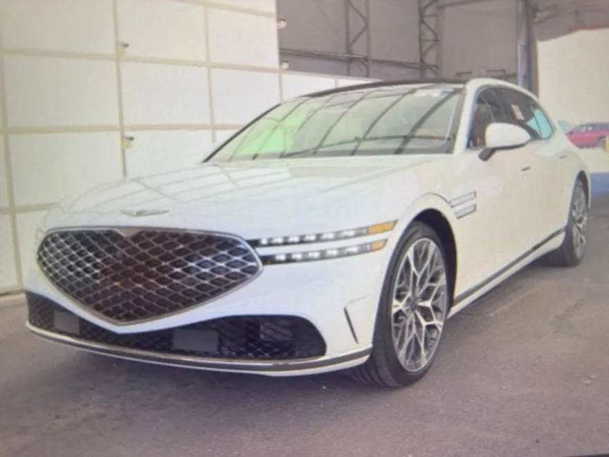2025 Genesis G90 3.5T E-Supercharger photo 1