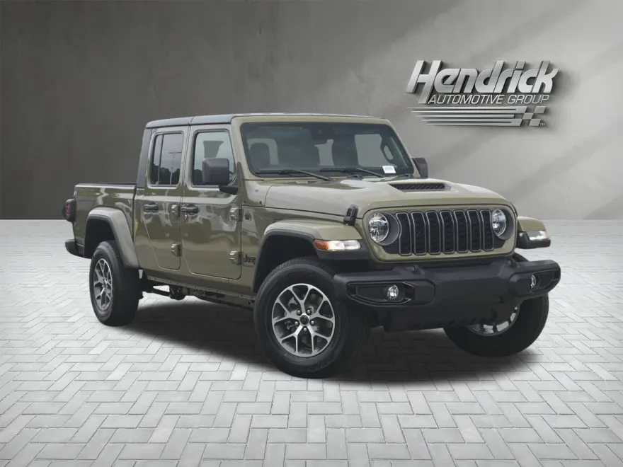 2025 Jeep Gladiator Sport S photo 1