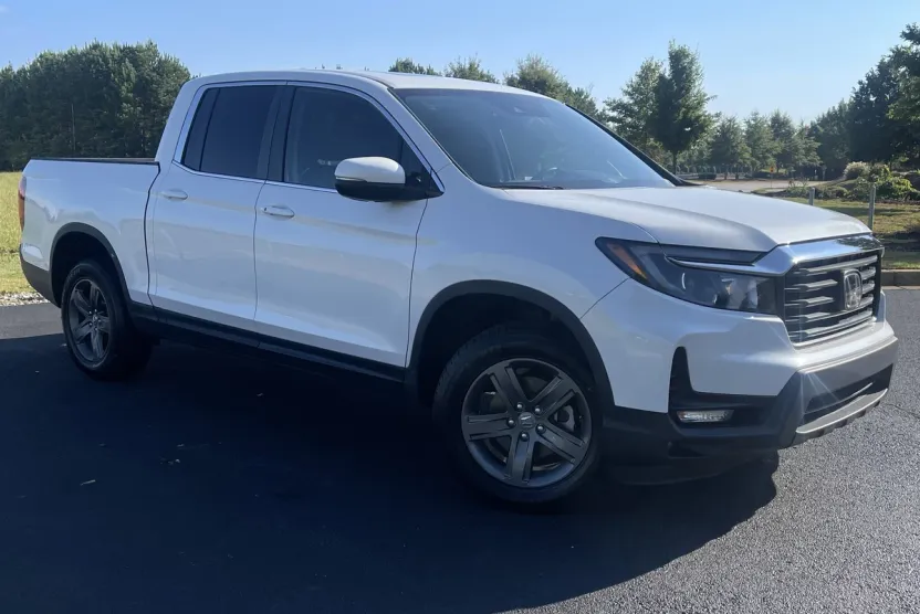 2023 Honda Ridgeline RTL photo 1
