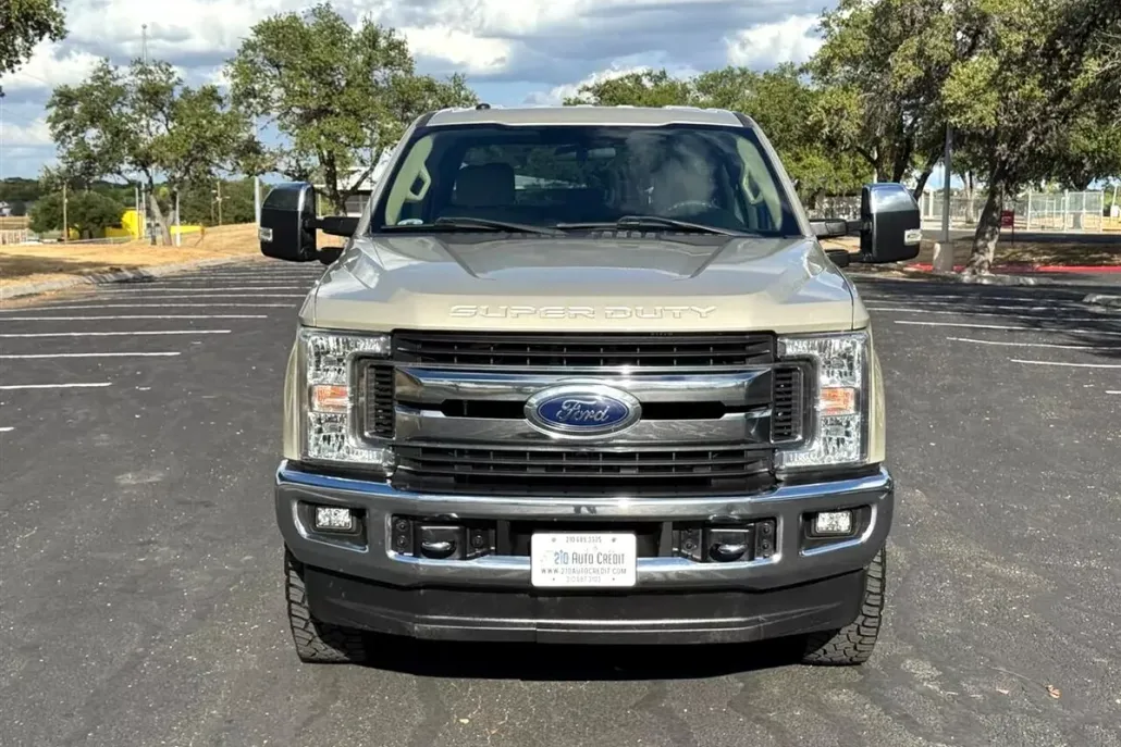 2018 Ford F-250 XLT photo 1