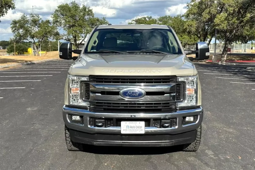 2018 Ford F-250 XLT photo 1