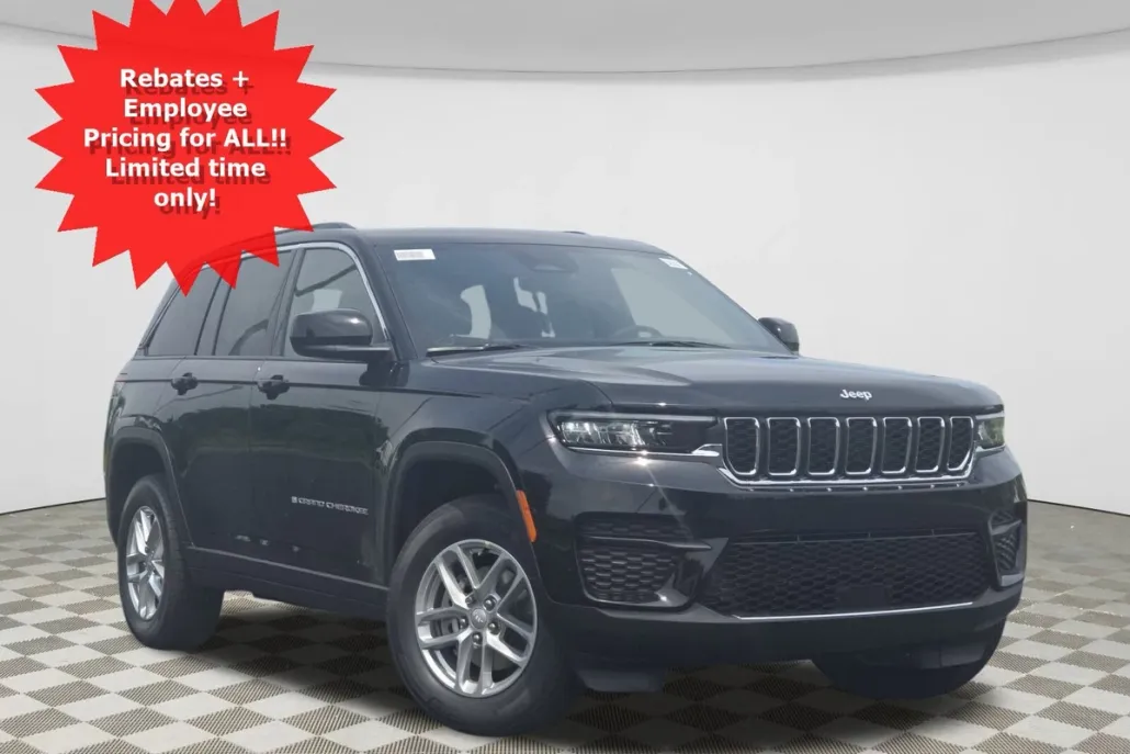 2025 Jeep Grand Cherokee Laredo photo 1