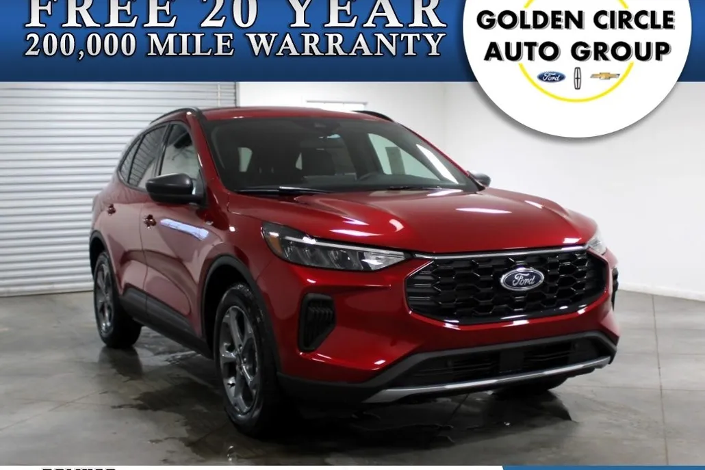 2025 Ford Escape ST-Line photo 1