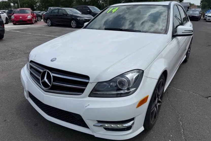 2014 Mercedes Benz C 250 photo 1