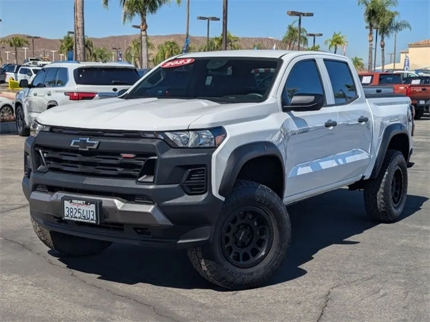 2023 Chevrolet Colorado Trail Boss photo 1