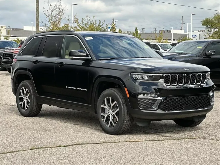 2025 Jeep Grand Cherokee Limited photo 1