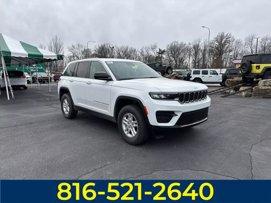 2025 Jeep Grand Cherokee Laredo photo 1