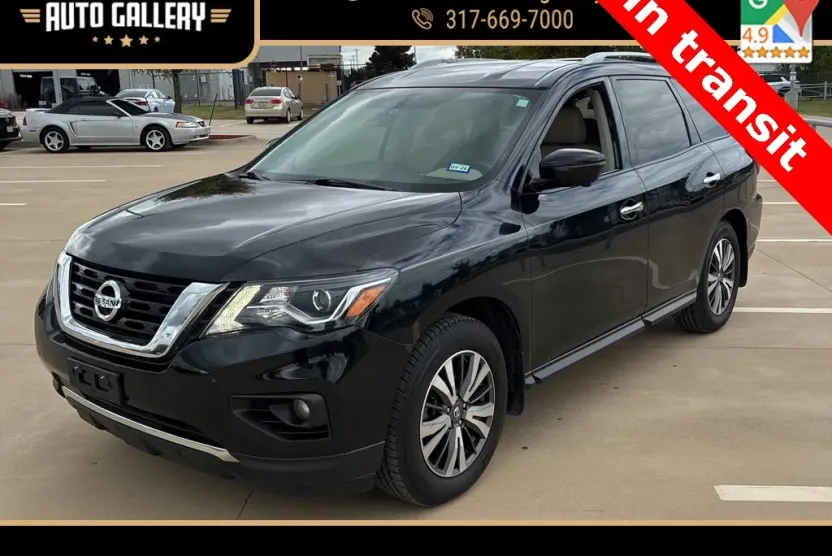 2017 Nissan Pathfinder SL photo 1