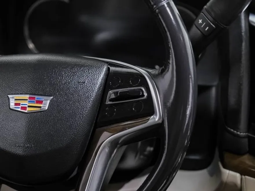 2019 Cadillac Escalade ESV Luxury photo 24