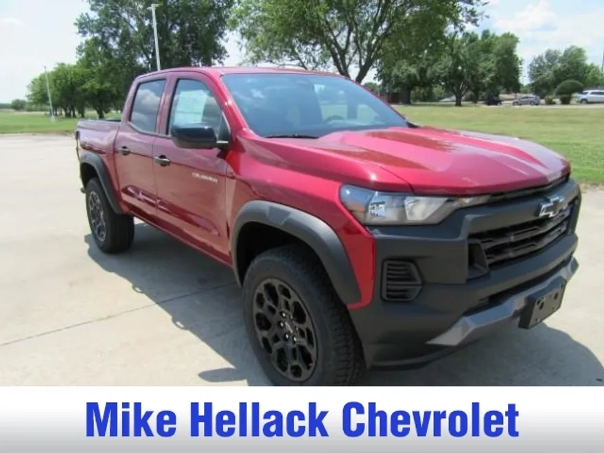 2026 Chevrolet Colorado Trail Boss photo 1
