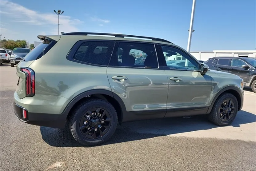 2025 Kia Telluride X-Pro photo 1
