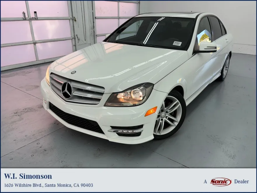2013 Mercedes Benz C 250 Sport photo 1
