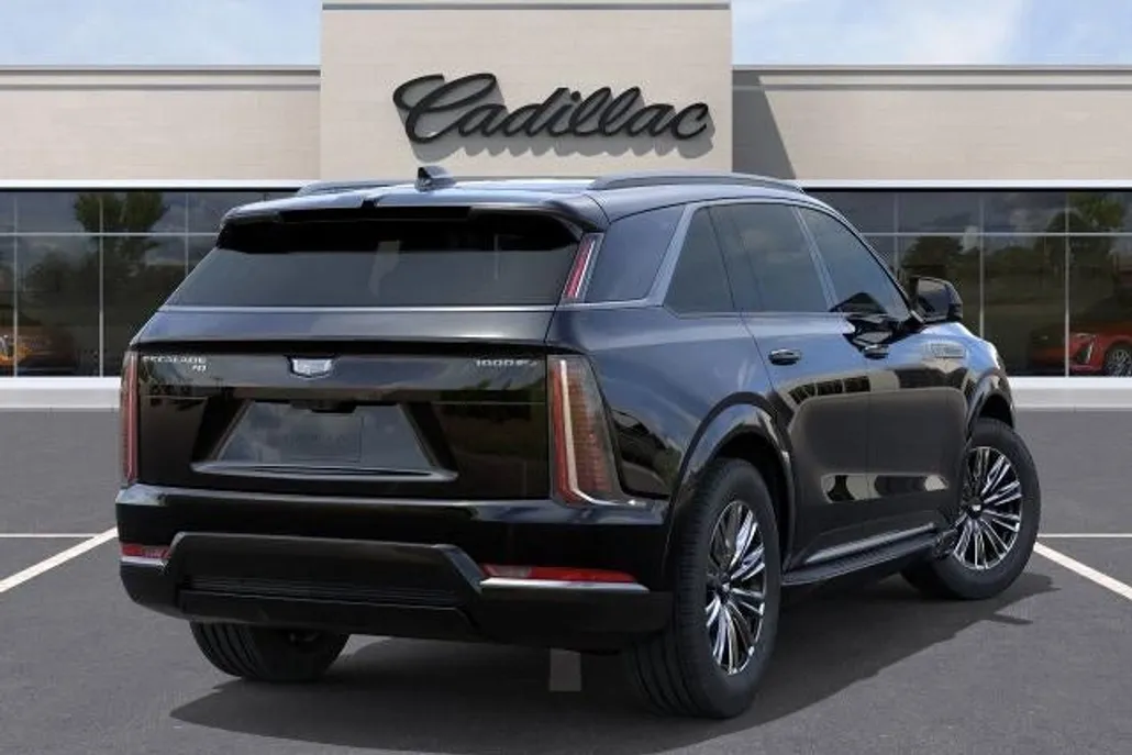 2026 Cadillac Escalade IQ Luxury photo 1
