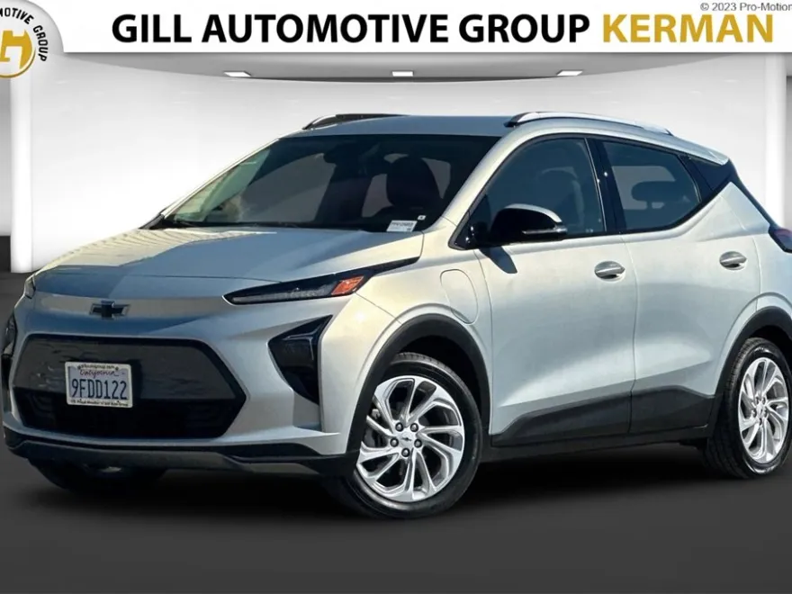 2023 Chevrolet Bolt EUV photo 1
