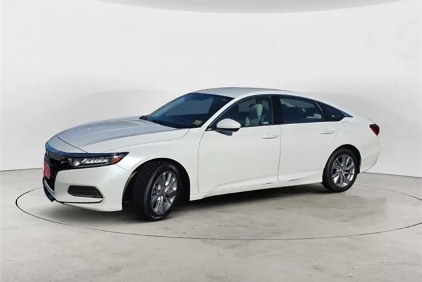 2018 Honda Accord LX photo 1