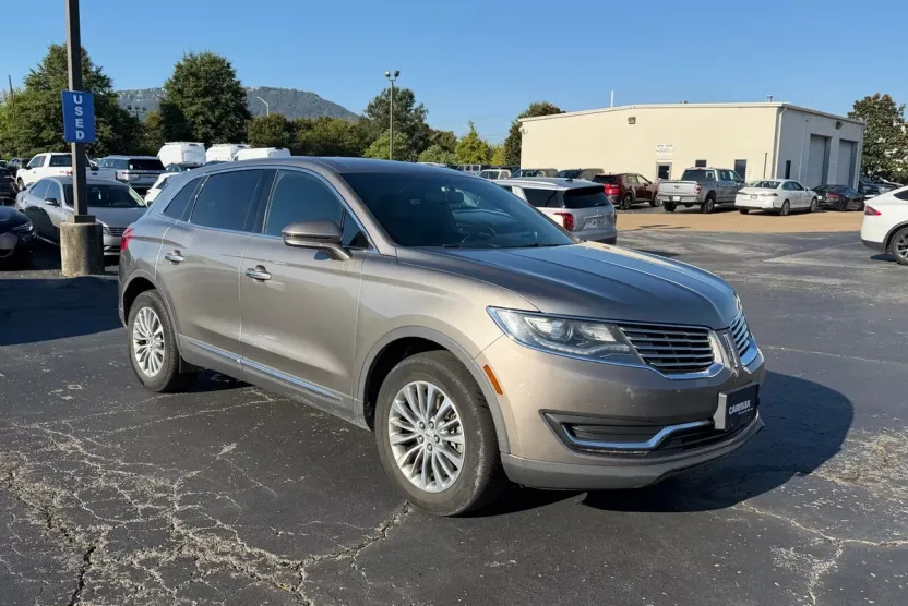 2017 Lincoln MKX Select photo 1