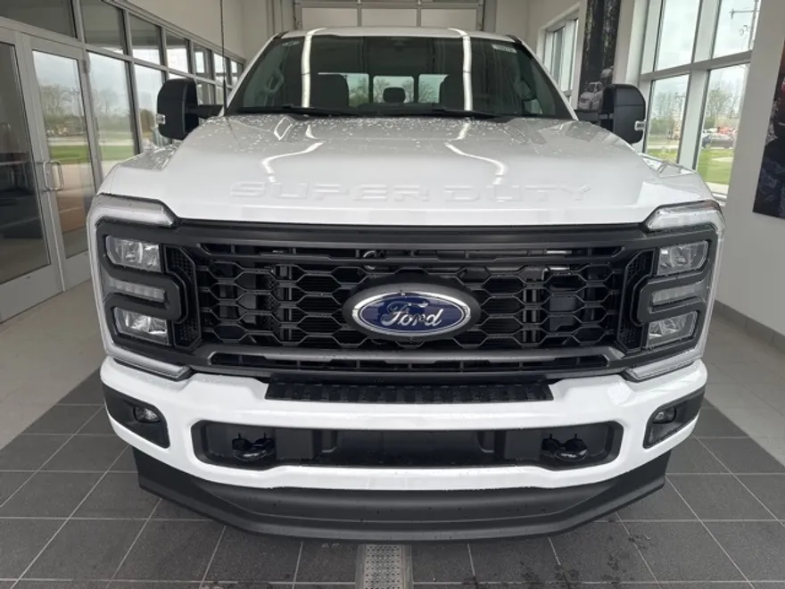 2025 Ford F-350 XL photo 1