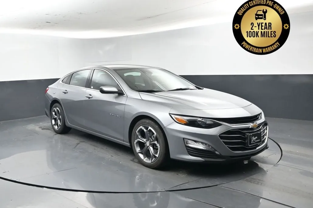 2024 Chevrolet Malibu 1LT photo 1