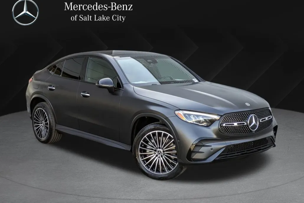 2025 Mercedes Benz GLC 300 4MATIC photo 1