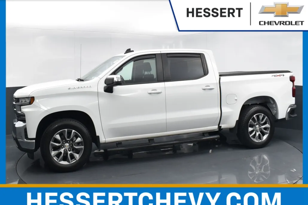 2022 Chevrolet Silverado 1500 LT photo 1