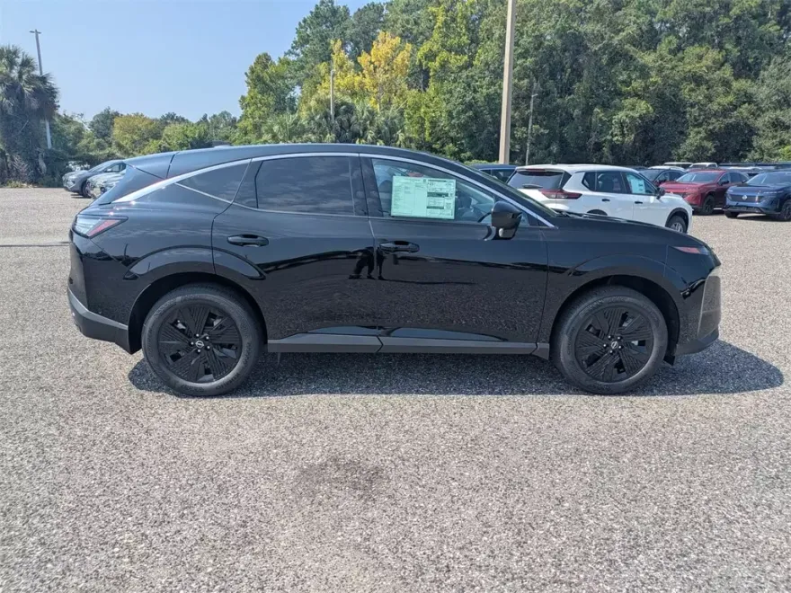 2025 Nissan Murano SV photo 1
