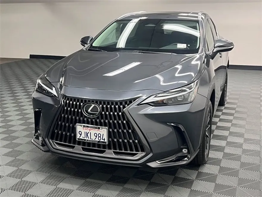 2024 Lexus NX 350 photo 1