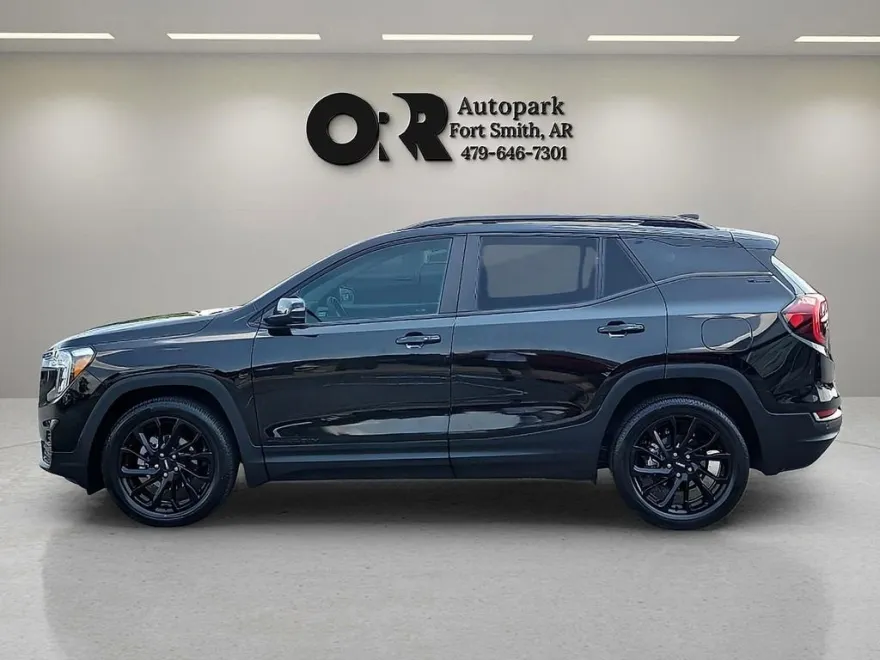 2024 Gmc Terrain SLE photo 1
