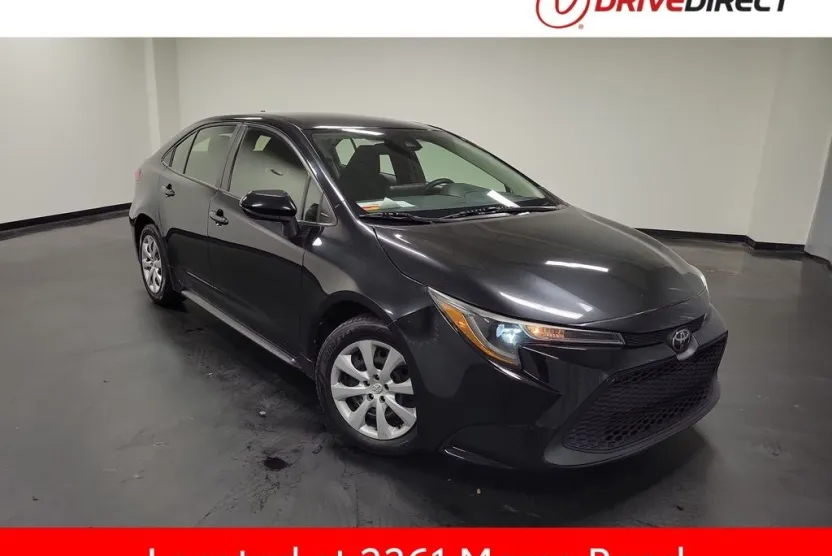 2022 Toyota Corolla LE photo 1