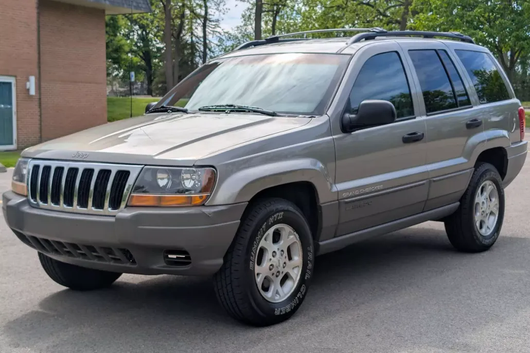 1999 Jeep Grand Cherokee Laredo photo 1
