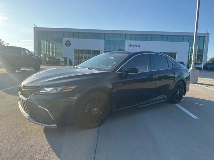 2022 Toyota Camry XSE photo 1