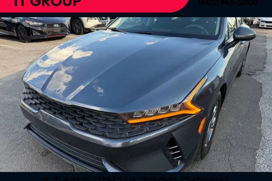 2022 Kia K5 LXS photo 1