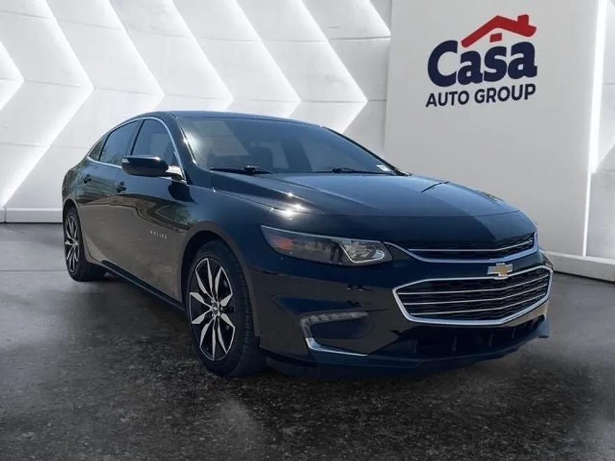 2018 Chevrolet Malibu 1LT photo 1