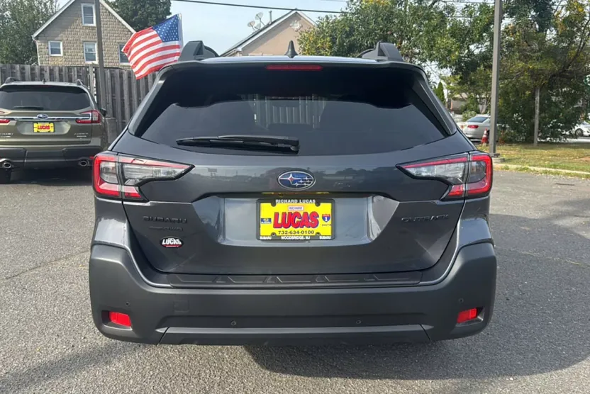 2025 Subaru Outback Onyx Edition photo 1