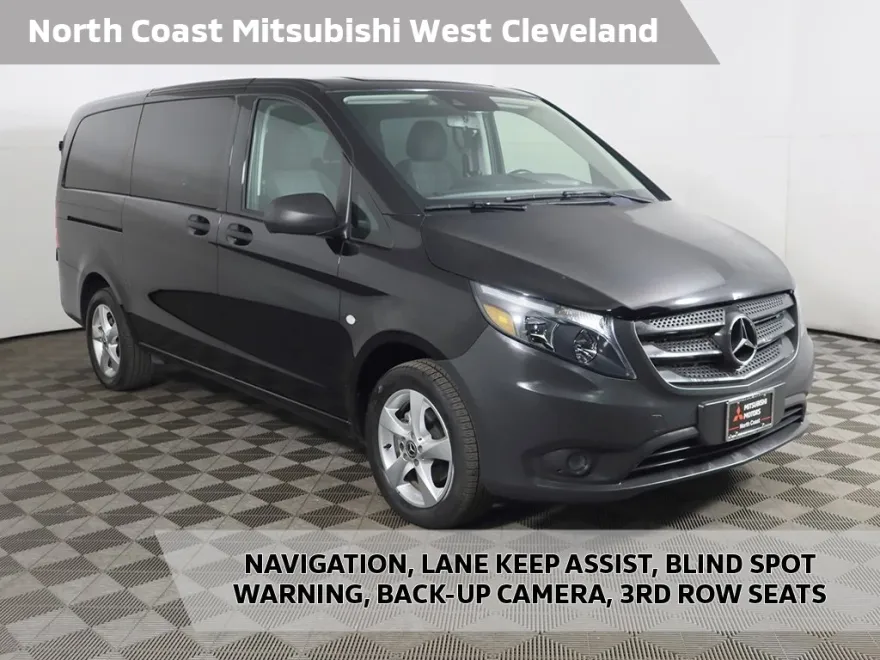 2020 Mercedes Benz Metris Passenger photo 1