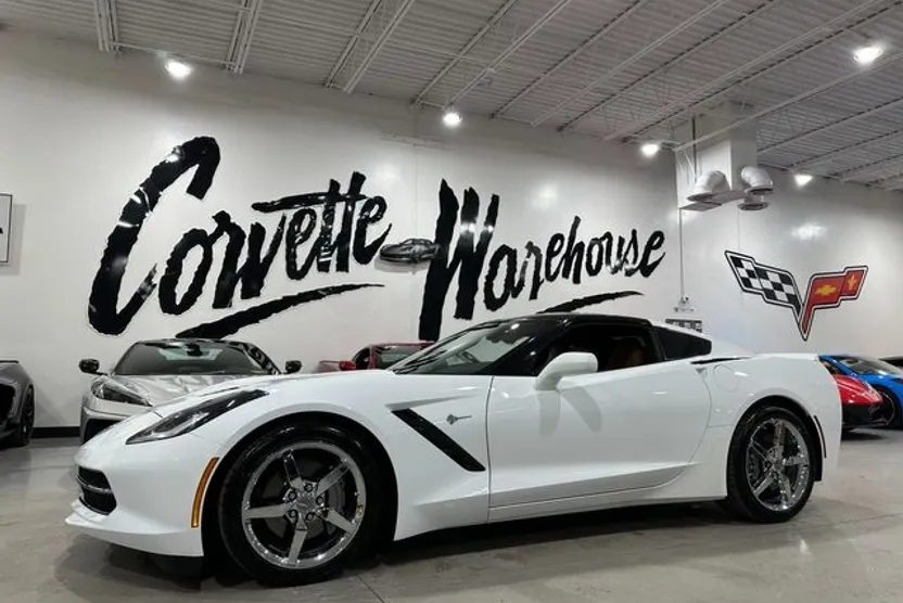 2014 Chevrolet Corvette Stingray Coupe 2LT photo 1