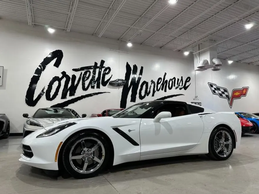 2014 Chevrolet Corvette Stingray Coupe 2LT photo 1