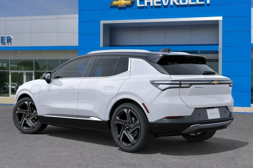 2025 Chevrolet Equinox EV 1LT photo 1