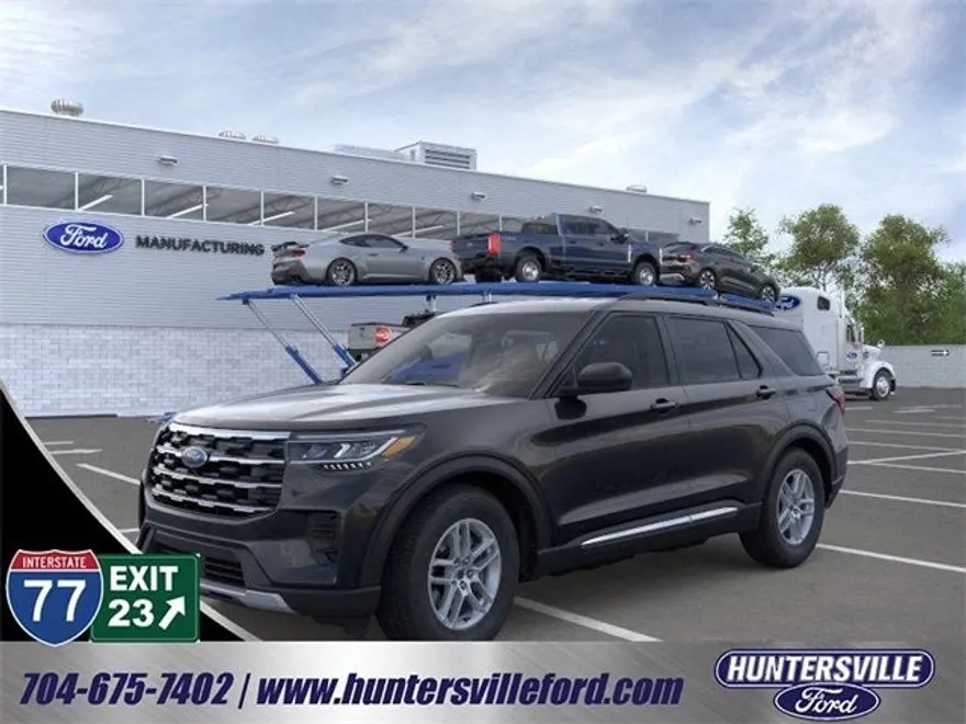 2025 Ford Explorer photo 1