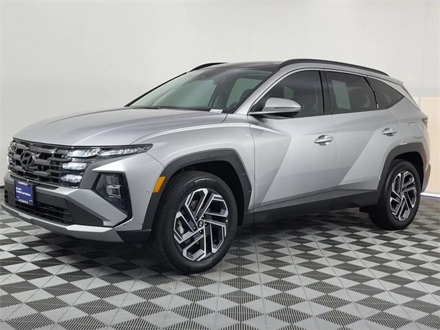 2025 Hyundai Tucson Hybrid Limited photo 1