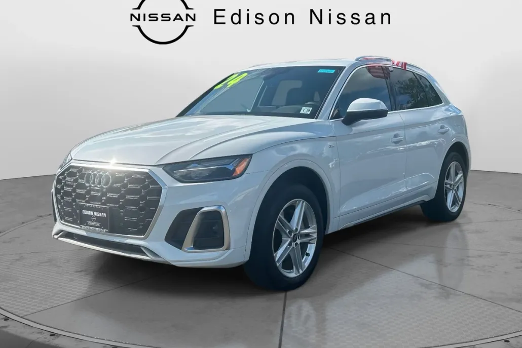 2024 Audi Q5 S line Premium Plus 55 TFSI photo 1