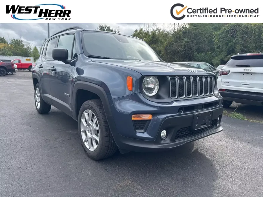 2022 Jeep Renegade Latitude photo 1