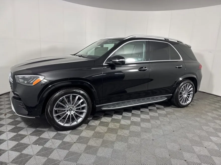 2026 Mercedes Benz GLE 450 4MATIC photo 1