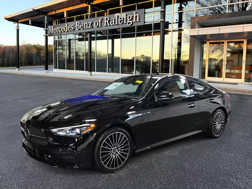 2026 Mercedes Benz CLE 450 4MATIC photo 1