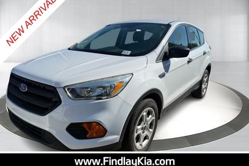 2017 Ford Escape S photo 1