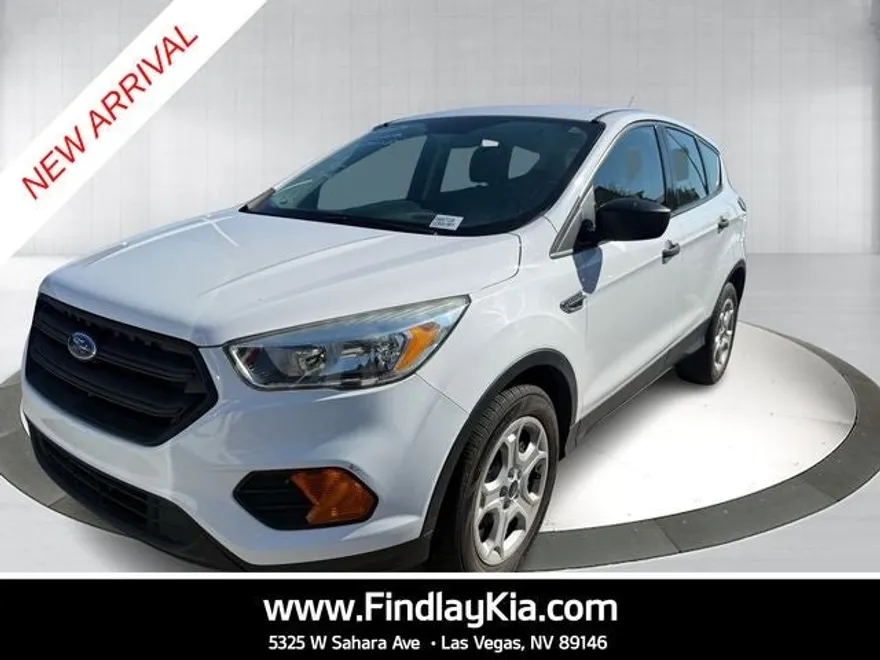2017 Ford Escape S photo 1