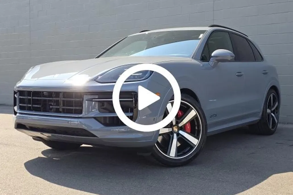 2025 Porsche Cayenne GTS photo 1